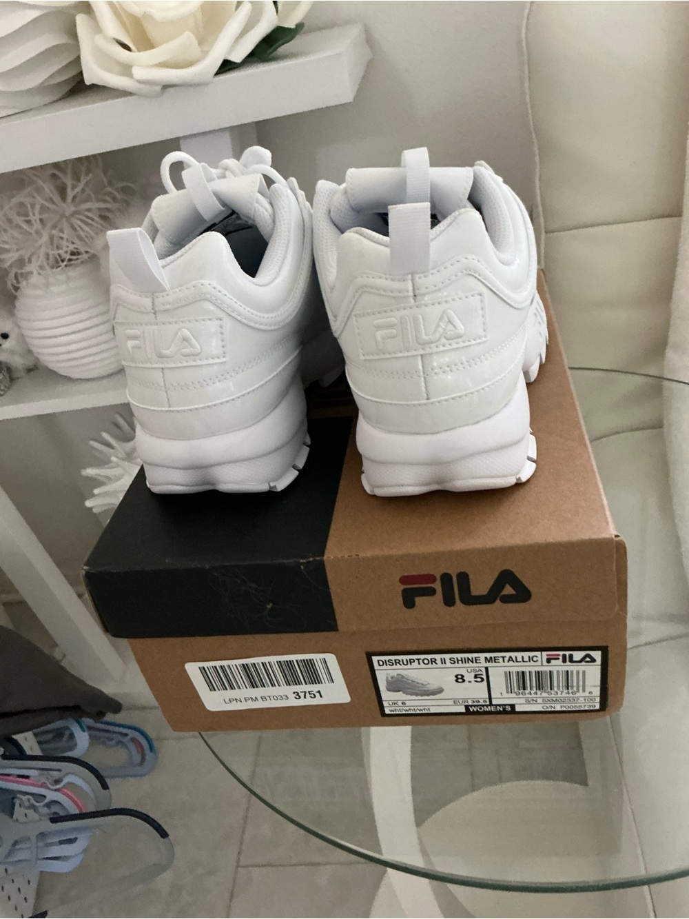 NEW Fila White Disrupter II Metallic Sneakers Size 8.5 - Picture 5 of 6